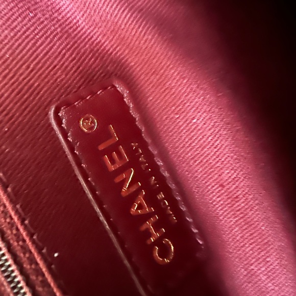 Chanel burgundy red glazed caviar frame shiva tote bag W aged gold hardware - Picture 9 of 16